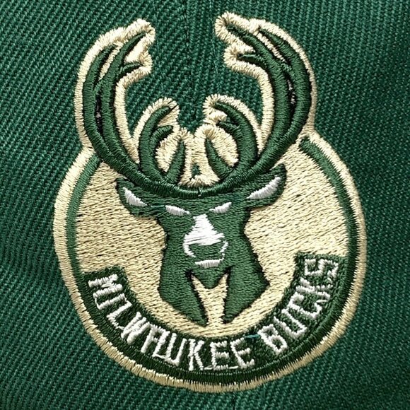 Milwaukee Bucks Basketball Snapback Embroidered Green Tan Cap Hat NBA Headcoverz - Picture 5 of 8